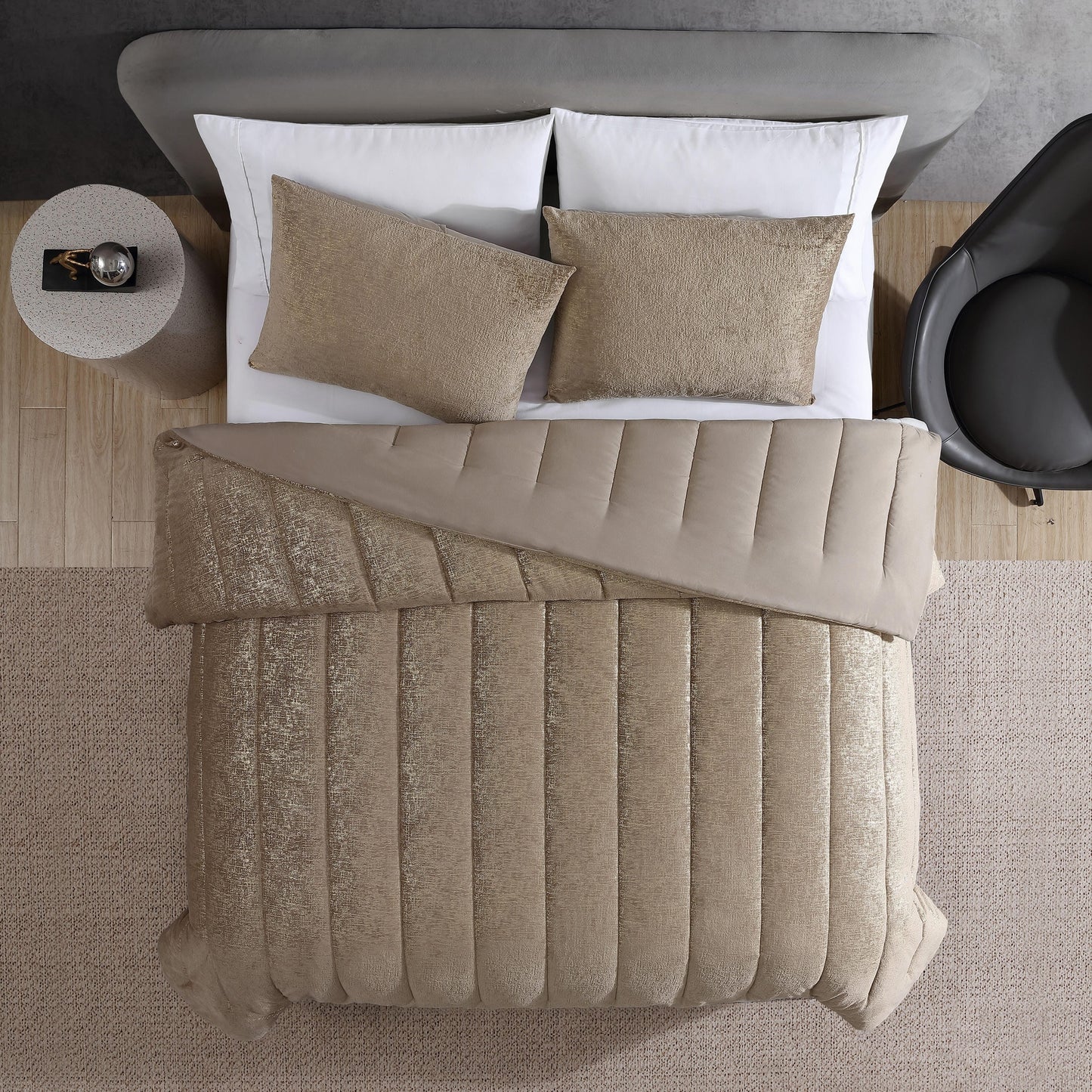 Kenneth Cole Banks Velvet Metallic Reversible Comforter Set
