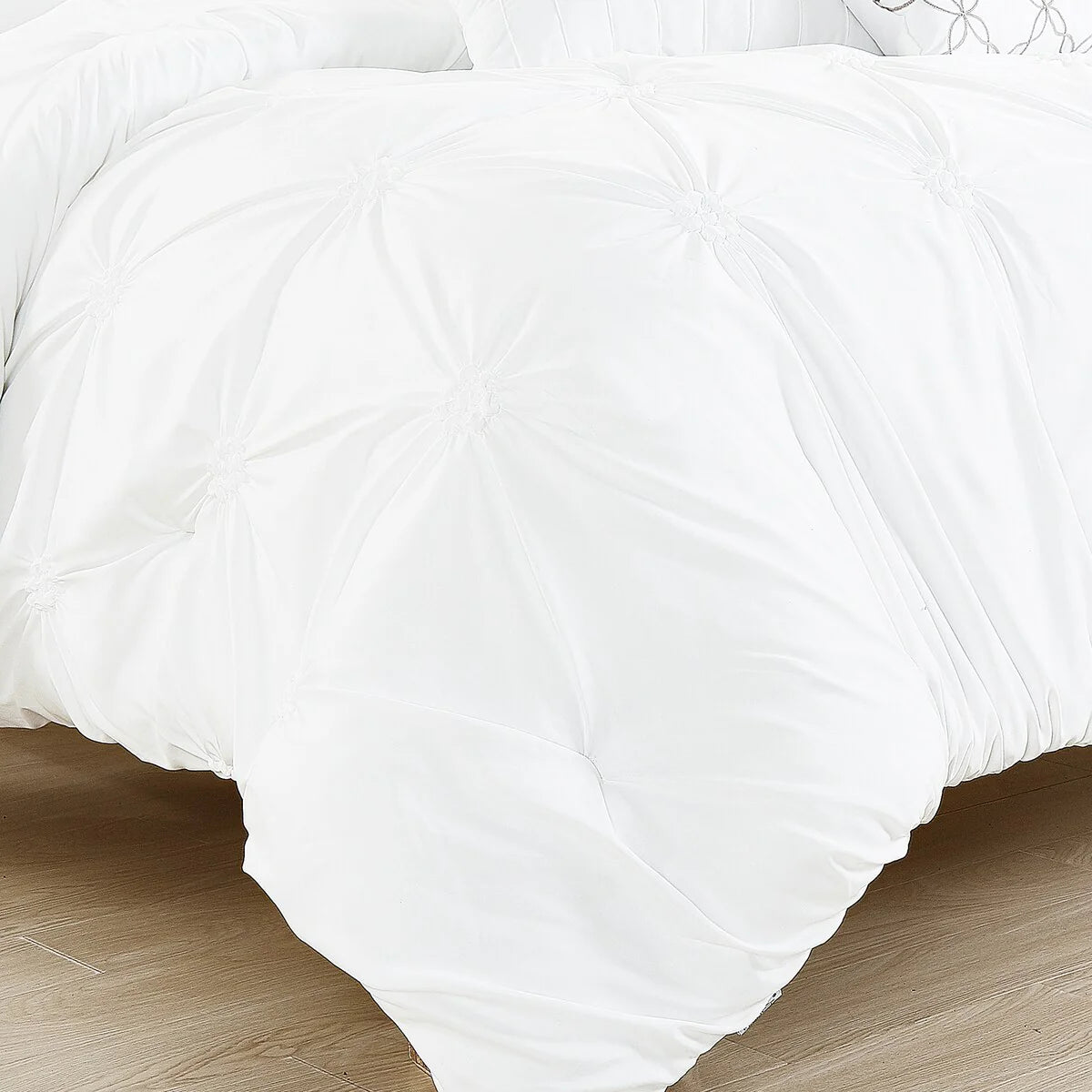 Jina Luxury 7 Piece Comforter Set