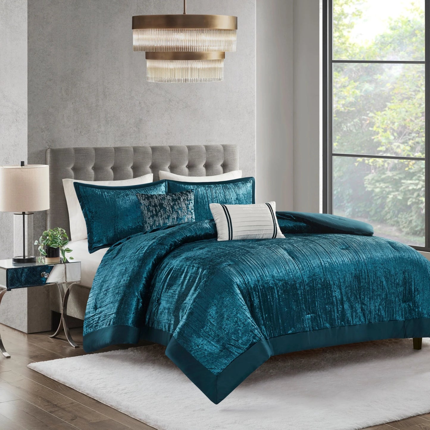 Madison Park Reagan 5 Piece Crinkle Velvet Comforter Set