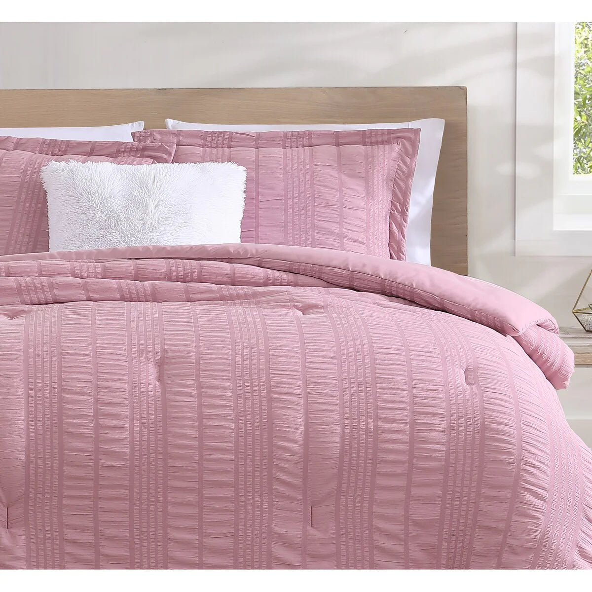 CEDAR COURT Morgan Textured Seersucker Stripe Soft Polyester Seersucker Comforter Set