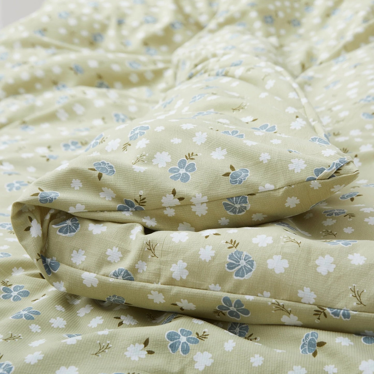 Floral Printed Comforter Set with Pillowcases, Bedding Set for All Season