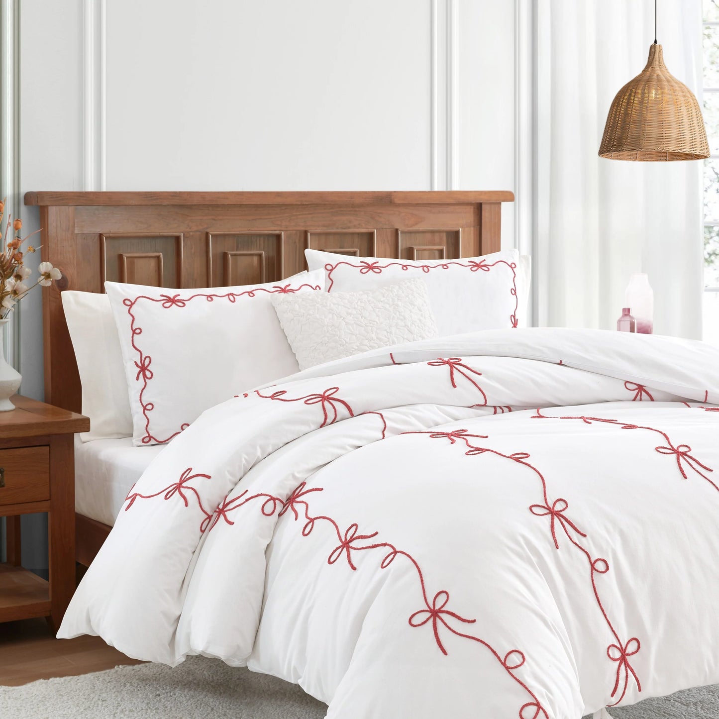 Peri Home Sasha Bows Comforter Set