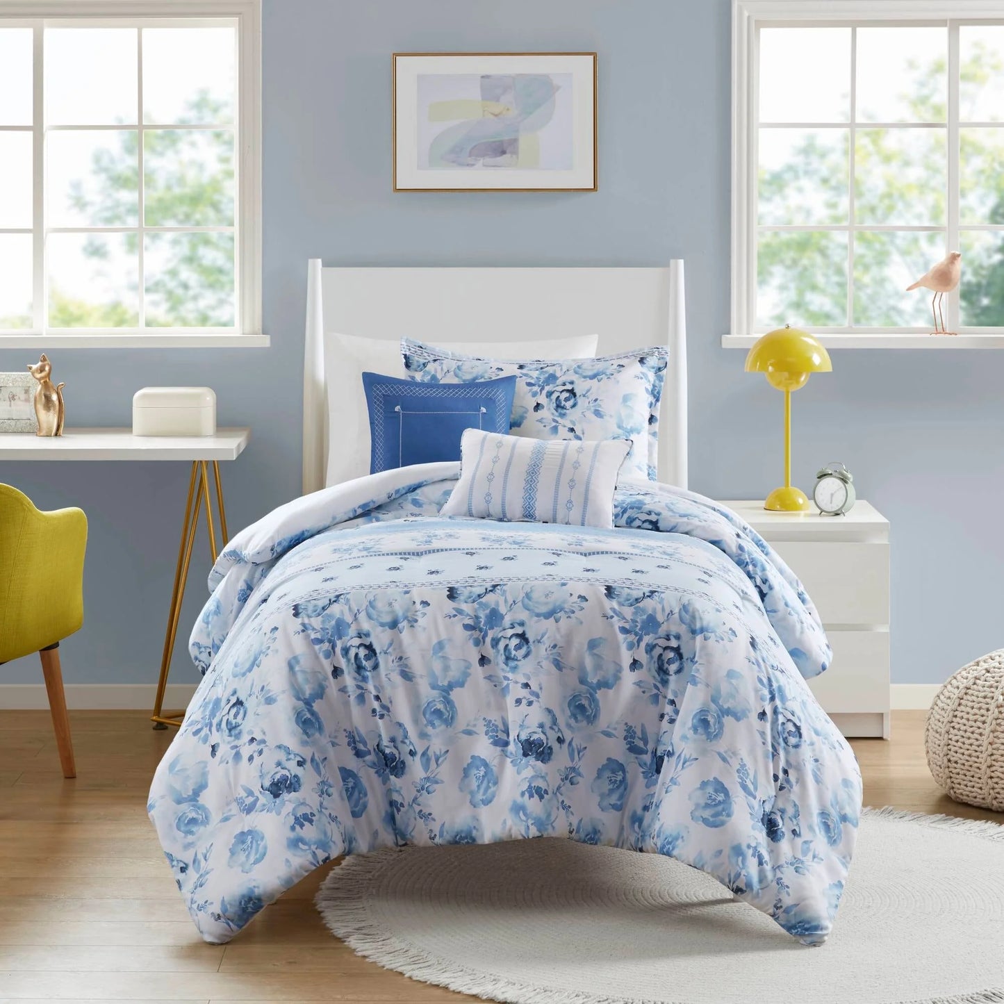 Intelligent Design Kaia Floral Striped Comforter Set