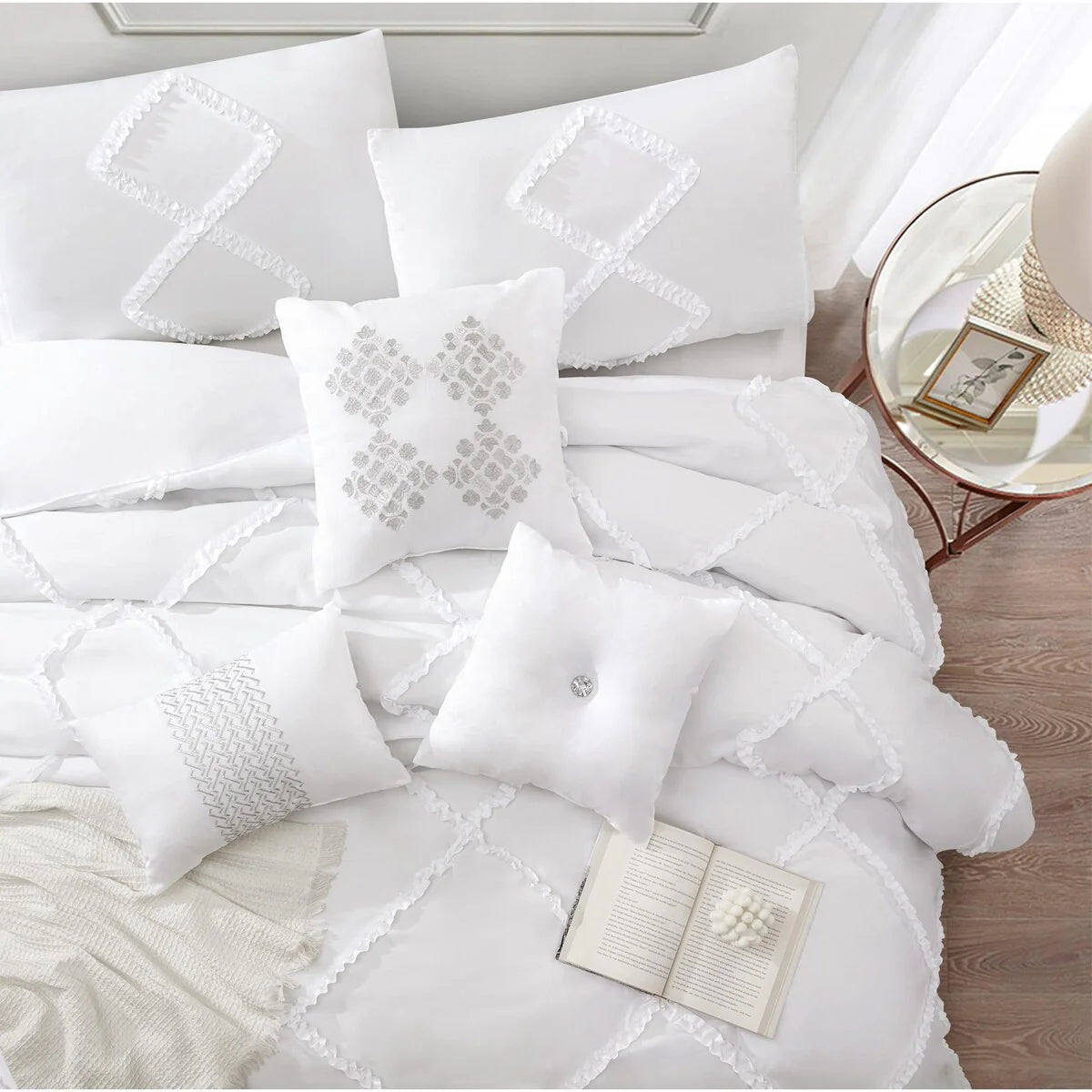 Nanshing Melissa 3D Clip Jacquard 7 Piece Comforter Set