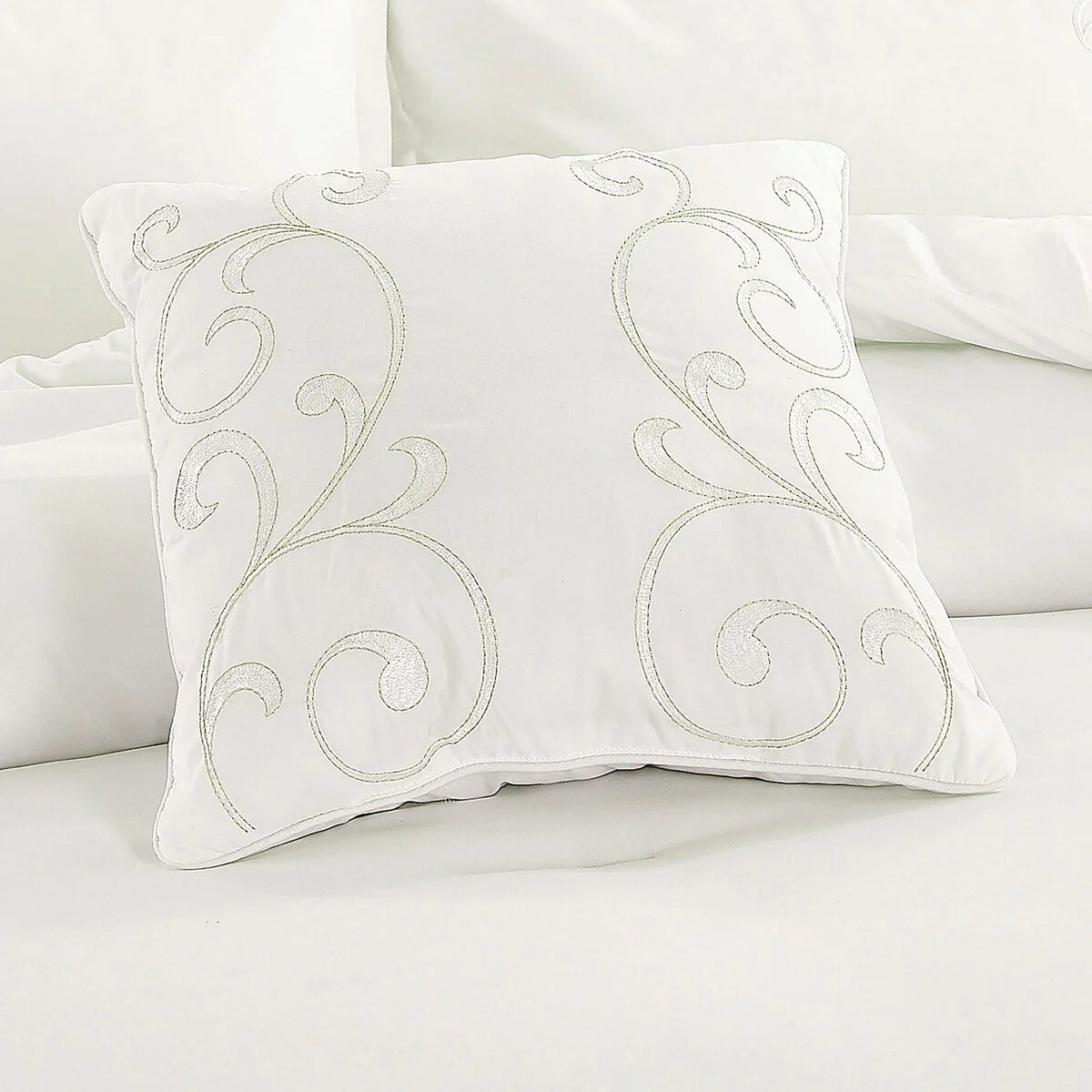 Givon Luxury 7 Piece Comforter Set