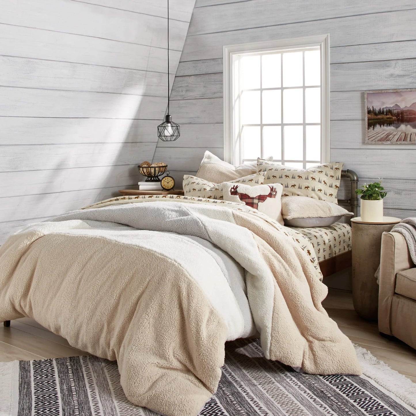 G.H. Bass & Co. Colorblock Sherpa Comforter Set