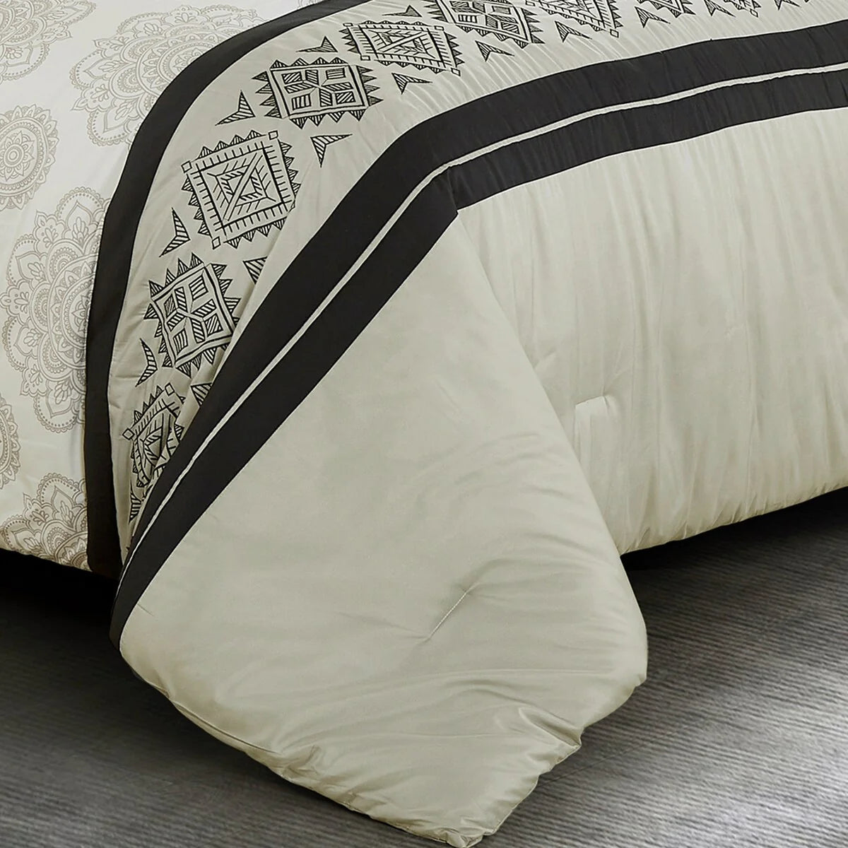 Aziza Luxury 9 Piece complete bed in bag set