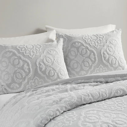 Madison Park Maeve 3 Piece Tufted Woven Medallion Comforter Set