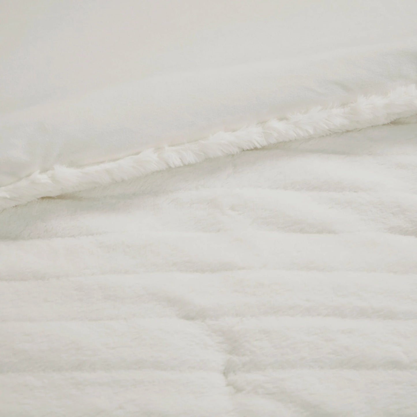 Madison Park Eve Faux Fur Comforter Set