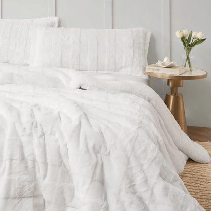 Cut n Sew Chunky Bunny - Coma Inducer? Oversized Comforter Set - White