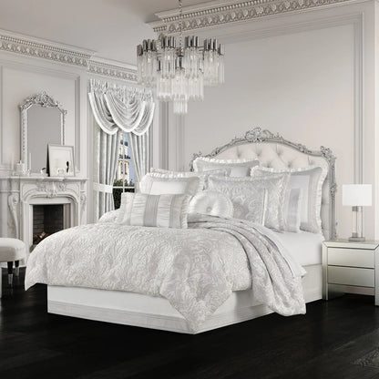 J. Queen New York Brunello Comforter Set