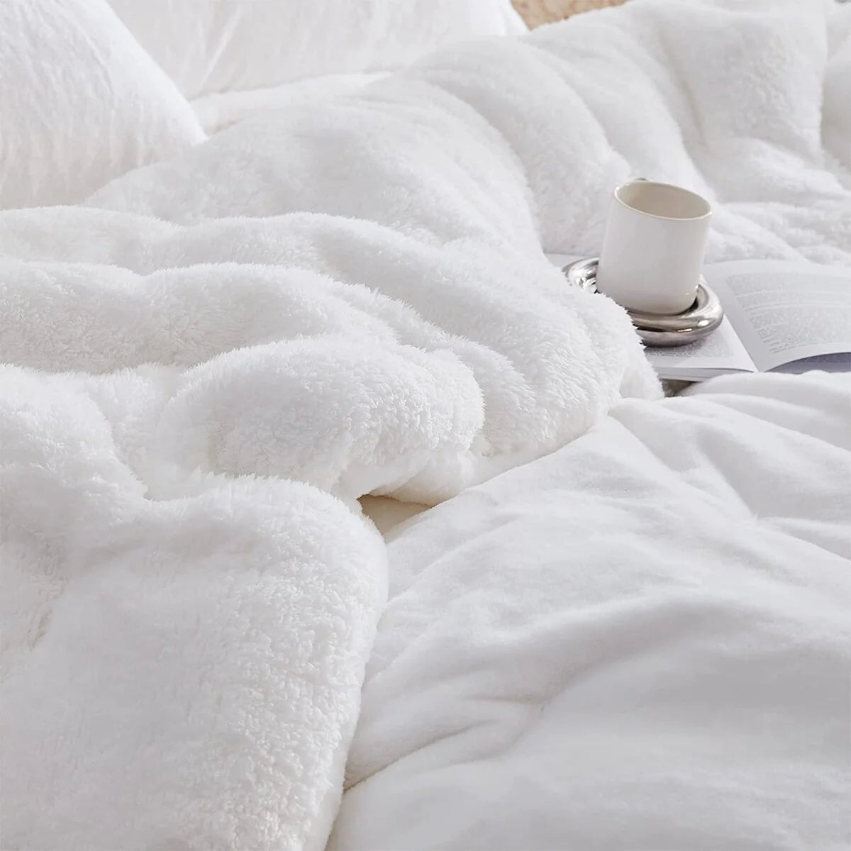 Chunky Bunny x Original - Coma Inducer? Oversized Comforter Set - White