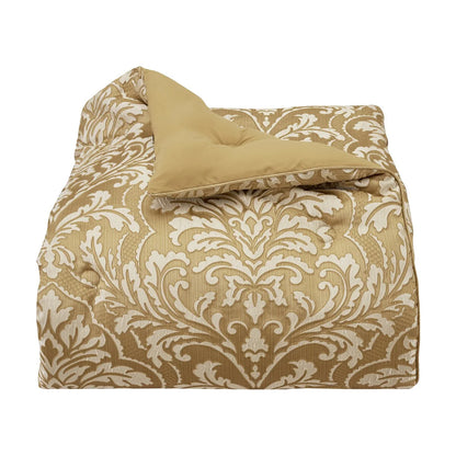 Aurelia Comforter Set