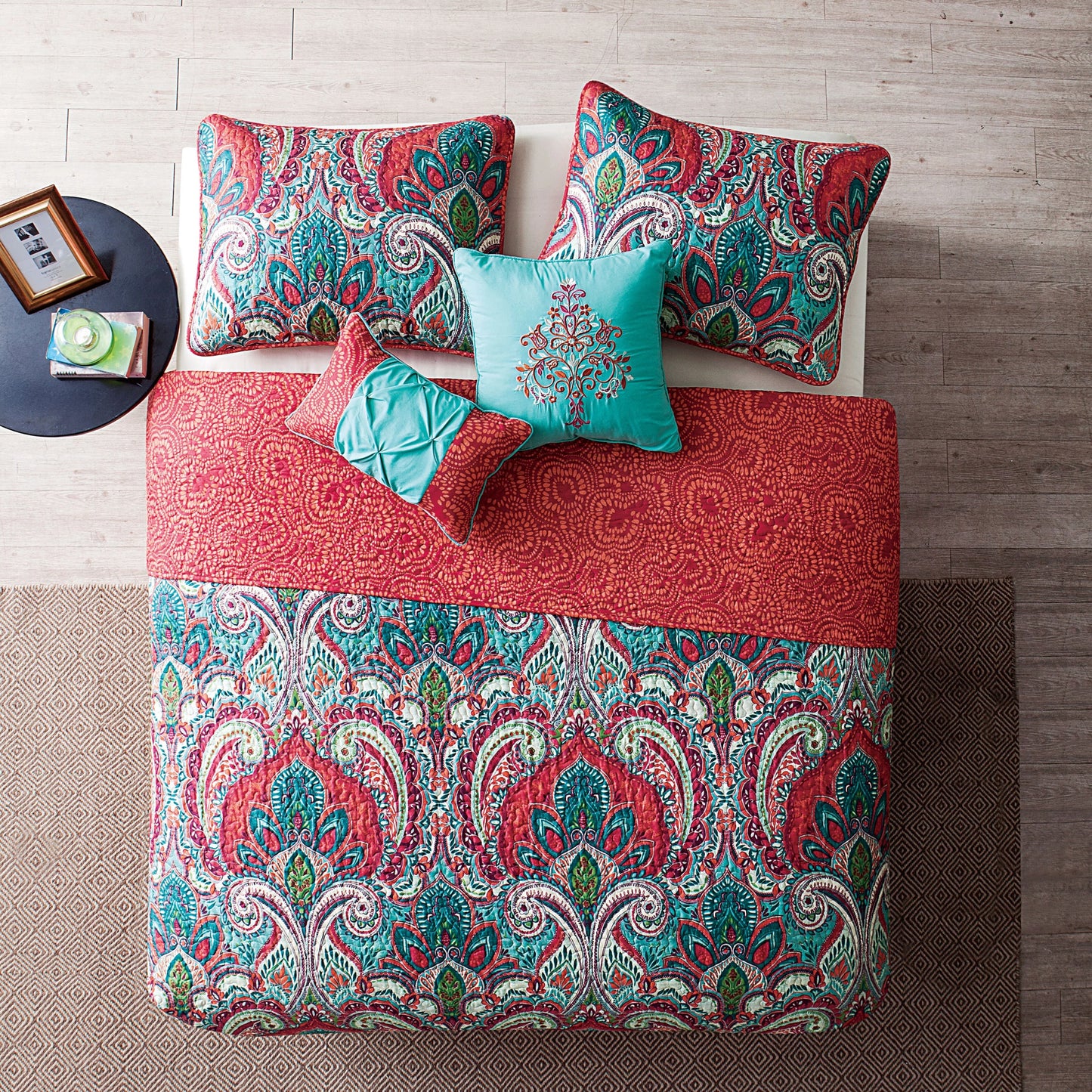 VCNY Home Casa Re'al Damask Reversible Comforter Set