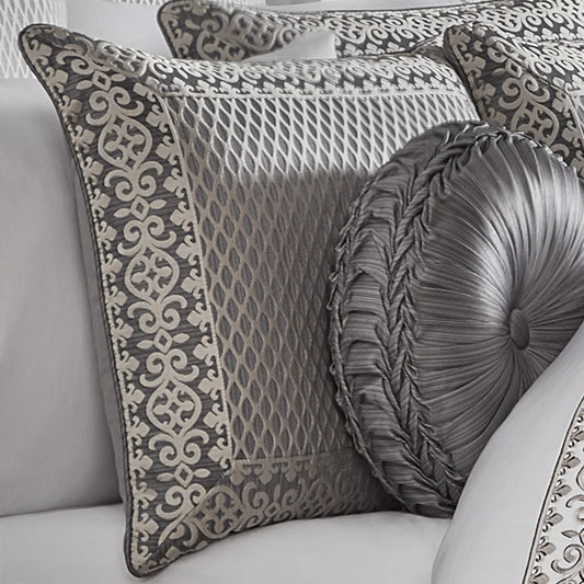 Five Queens Court Houston Luxury Embroidered 4-piece Comforter Set