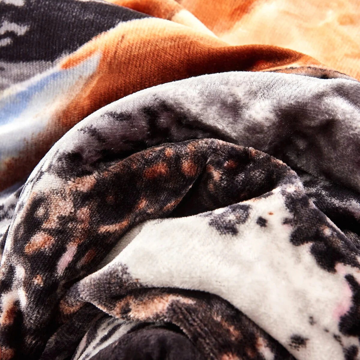 Ultra Plush Printed 3-piece Sherpa Borrego Comforter Set