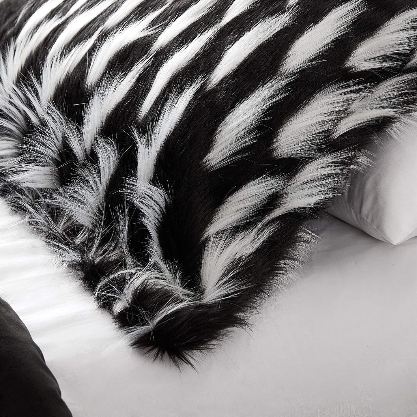 Tiger Lion - Coma Inducer? Oversized Comforter Set - Zebra Black