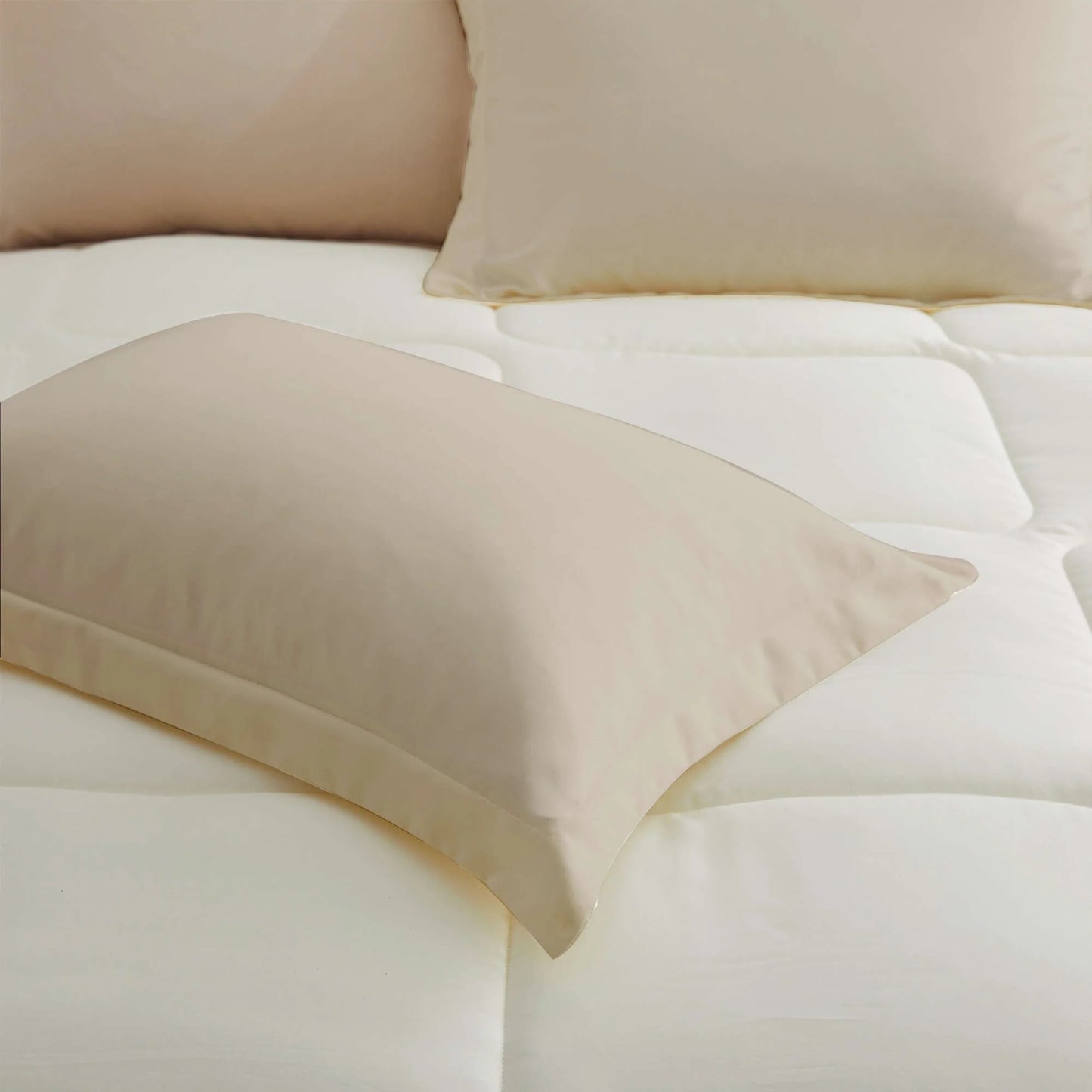 3 Piece Reversible Silky Luxury Soft Satin Comforter with 2 Satin Pillowcases