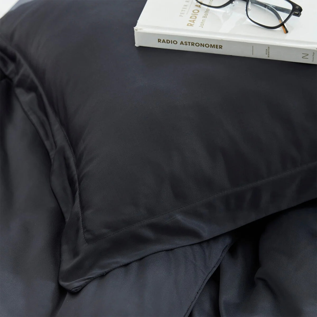 Cool as the Other Side of the Pillow - Coma Inducer? Oversized Comforter Set - Black