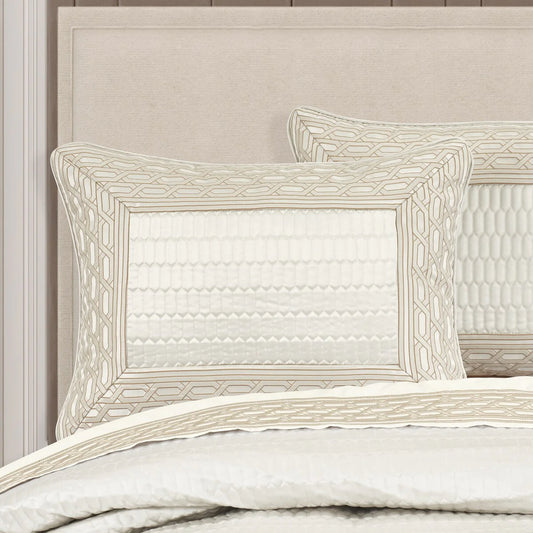 J. Queen New York Metropolitan Comforter Set