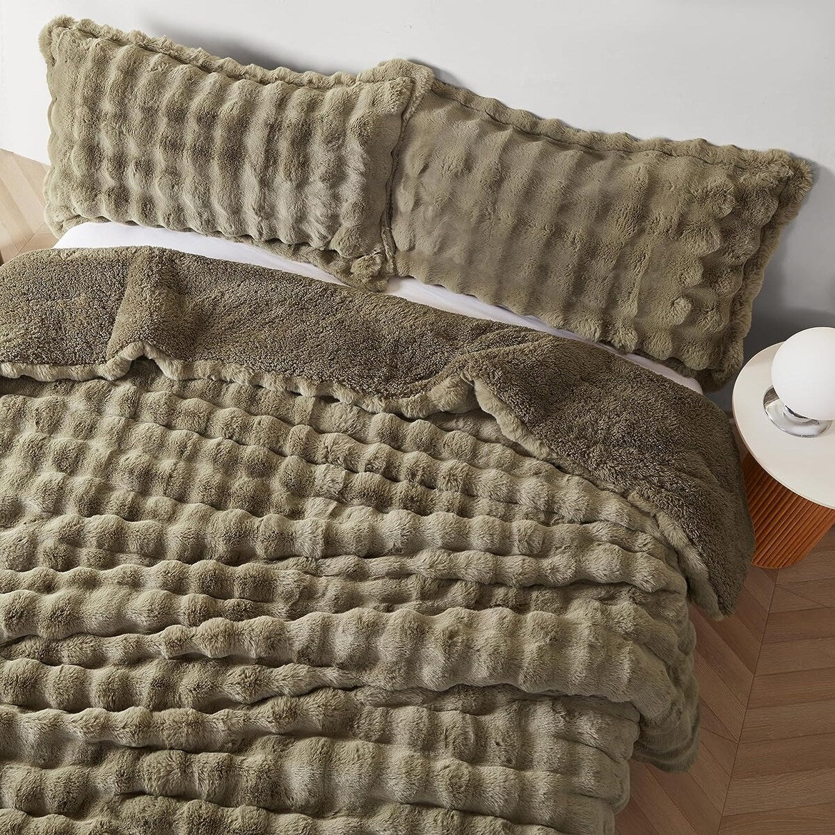 Snowball Chunky Bunny - Coma Inducer? Oversized Comforter Set - Olive Earth