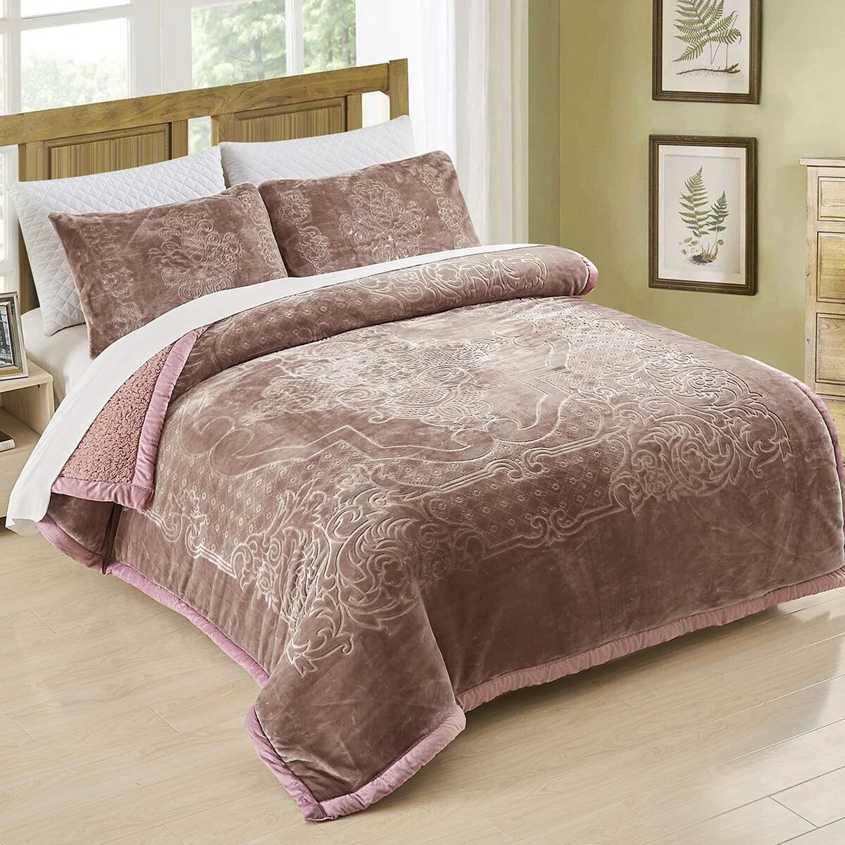 Ultra Plush Printed 3-piece Sherpa Borrego Comforter Set