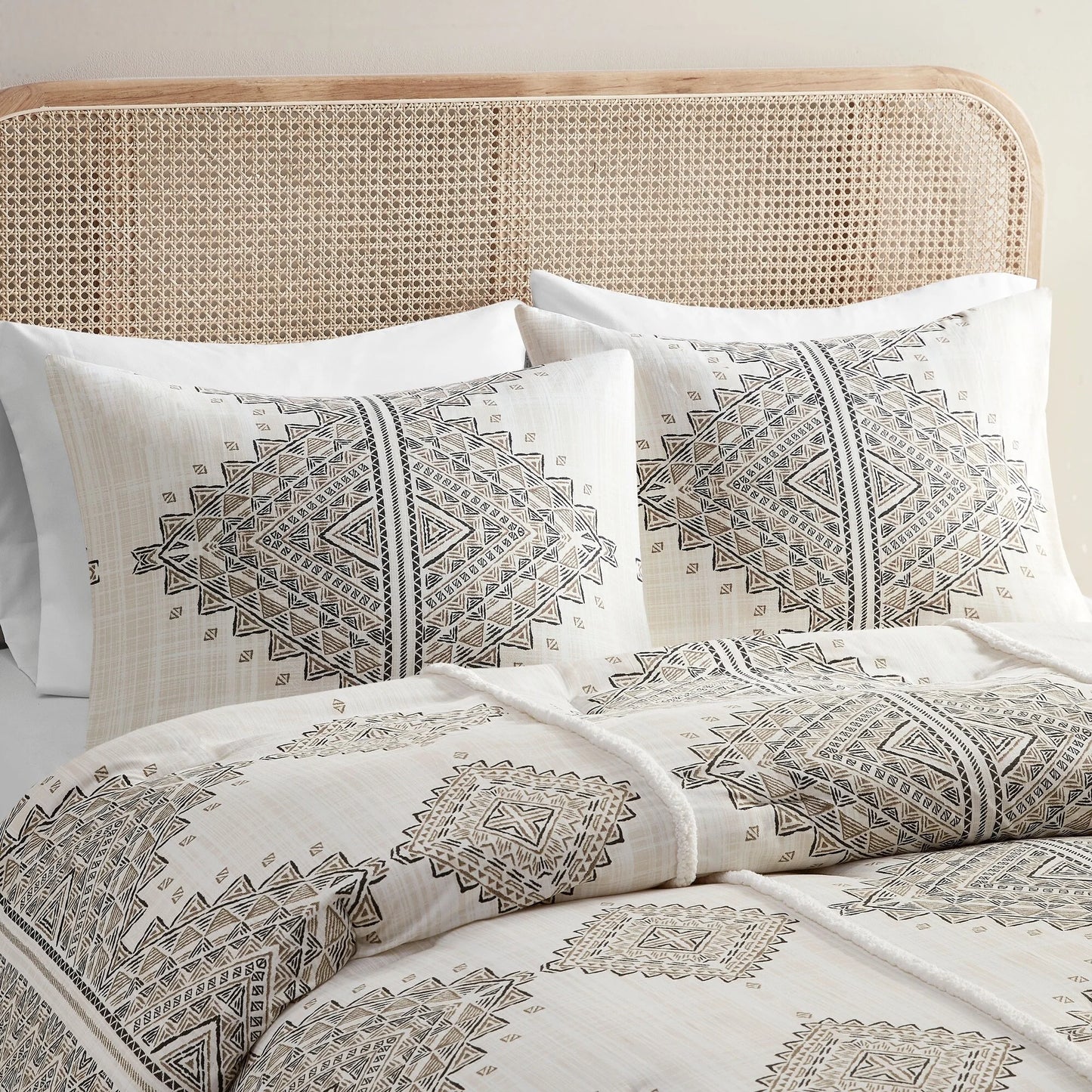 Madison Park Alba 4 Piece Printed Comforter Set with Throw Pillow