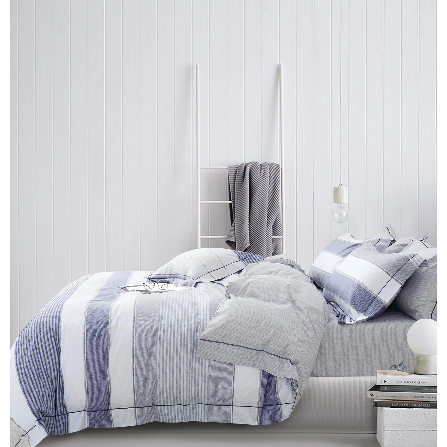Wilhelm 100% Cotton Reversible Comforter Set Blue