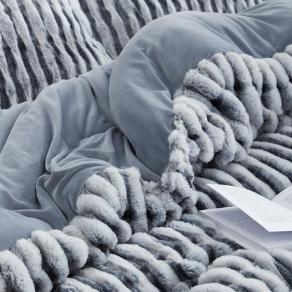 Freezin Waters - Coma Inducer? Oversized Comforter Set - Frosted Navy