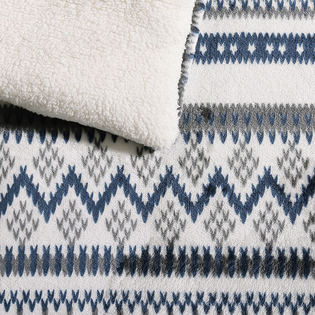 Eddie Bauer Shelton Fair Isle Plush Reversible Comforter Set