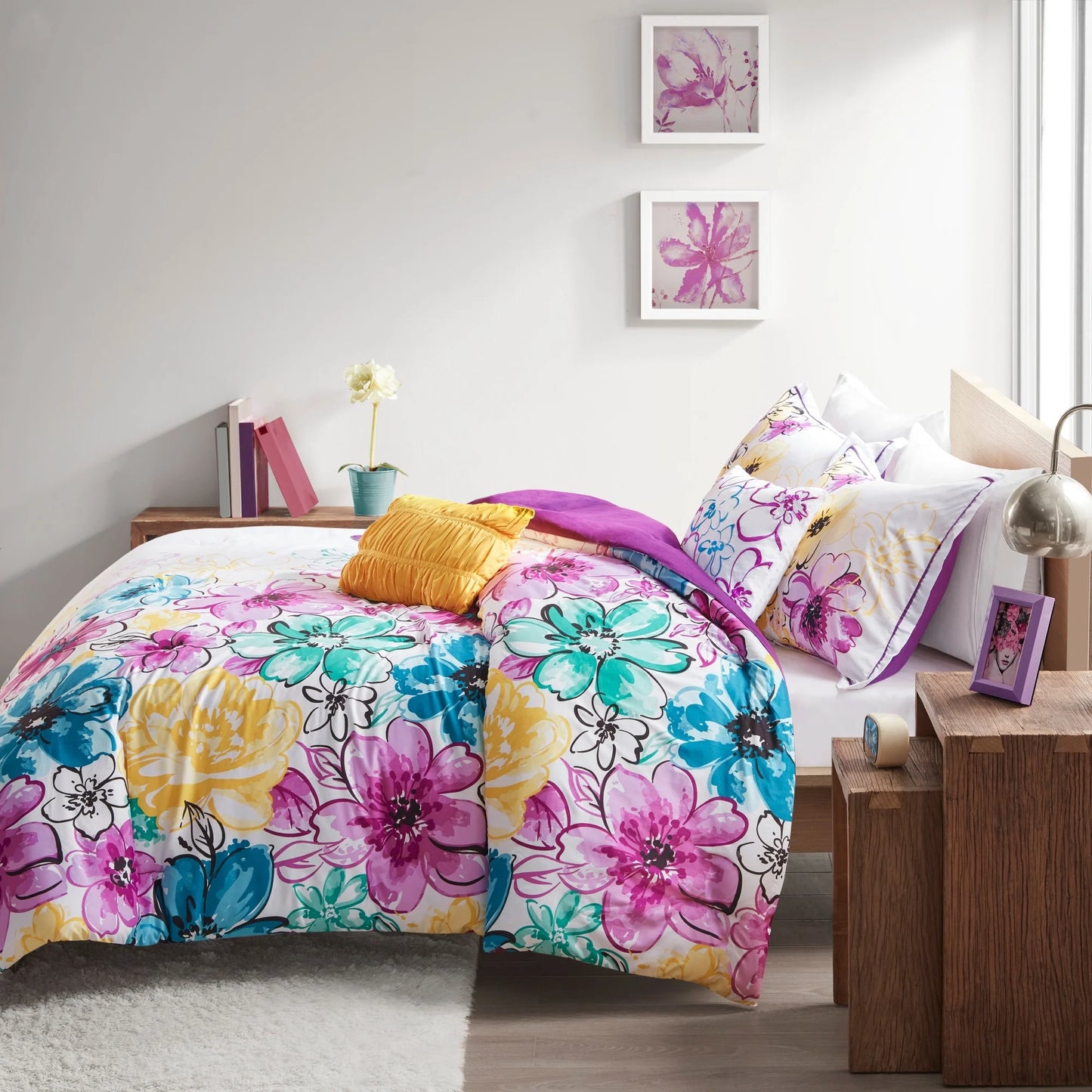 Ashley Floral Microfiber Comforter Set by Intelligent Design