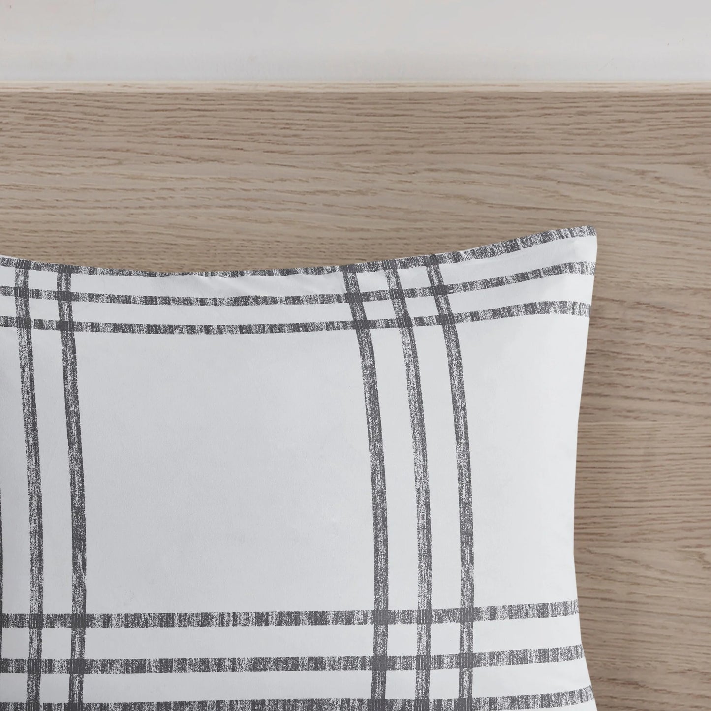 Intelligent Design Nathan Plaid Reversible Comforter Set