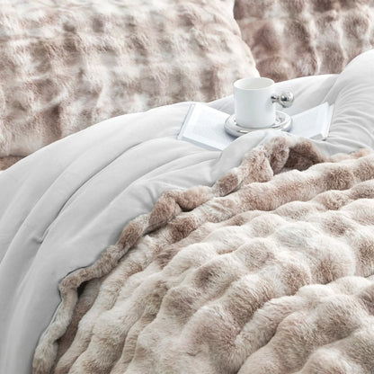 Redhaired Husky - Coma Inducer? Oversized Comforter Set