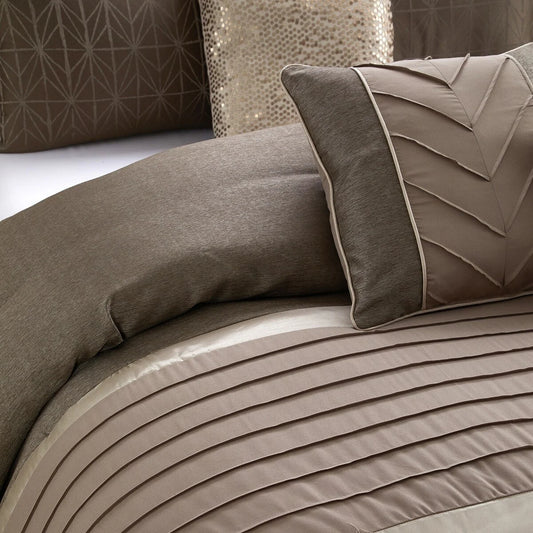 Nanshing Bryan 6 Piece Glam Geometric Comforter Set