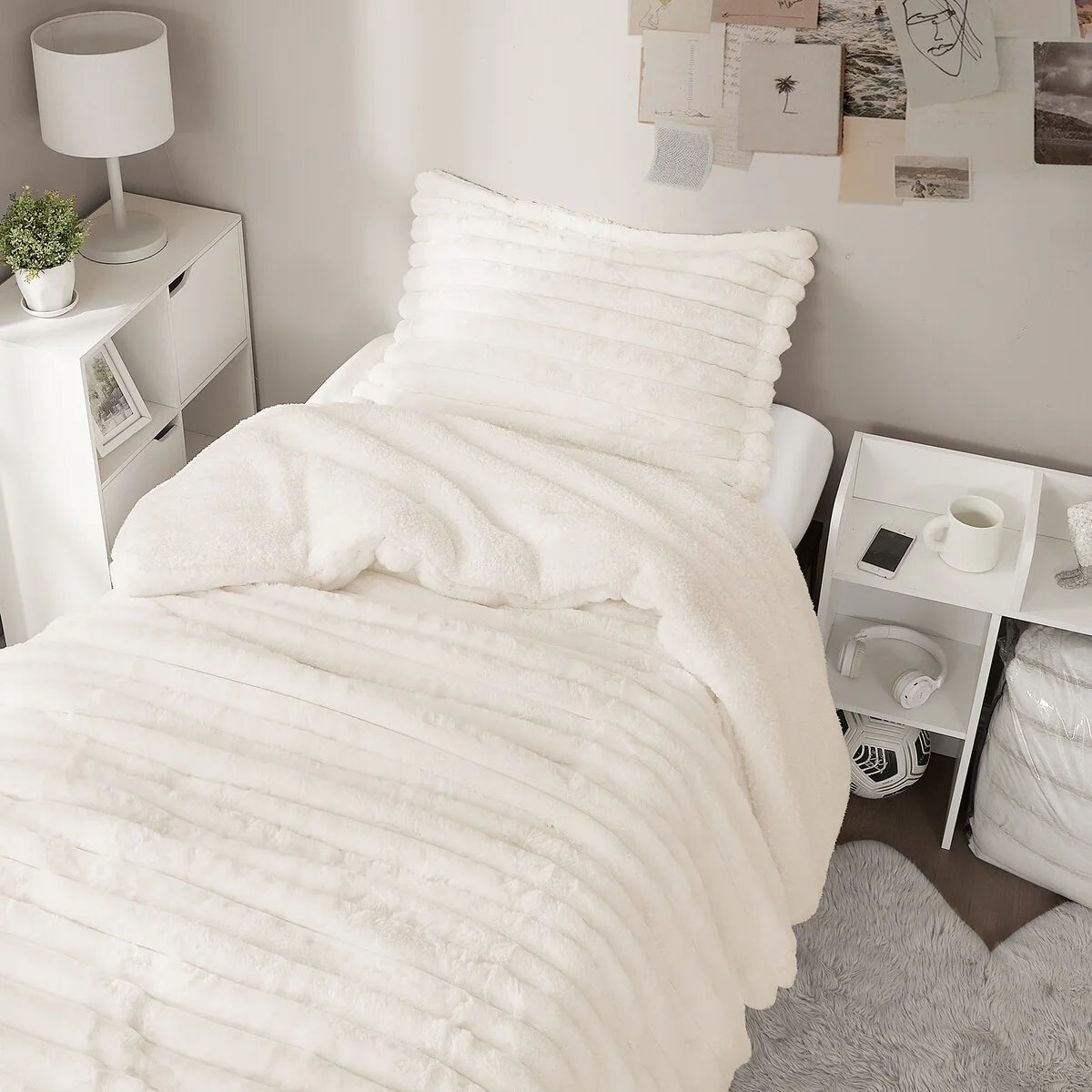 Roll Cakes Chunky Bunny - Coma Inducer? Oversized Comforter Set - Cream