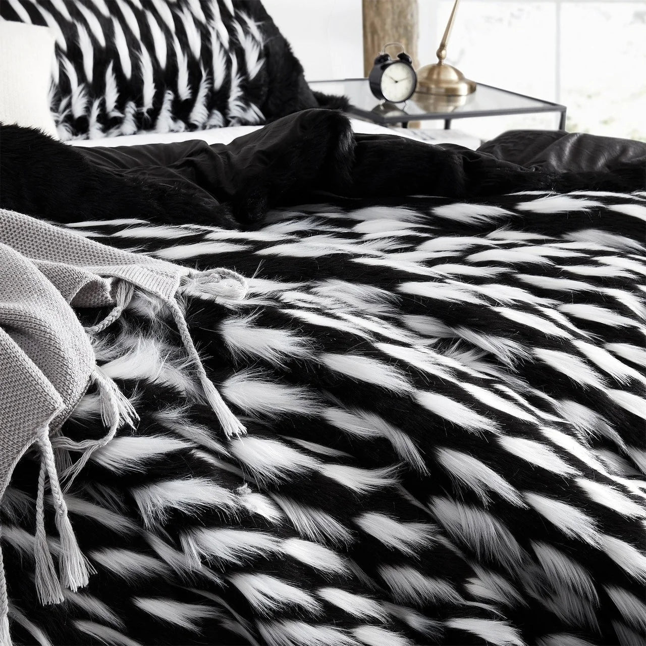 Tiger Lion - Coma Inducer? Oversized Comforter Set - Zebra Black