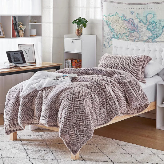 Cozy Peaks? - Coma Inducer? Oversized Comforter Set - Chevron Frosted Sierra