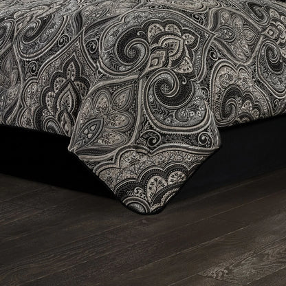 Davinci Comforter Set