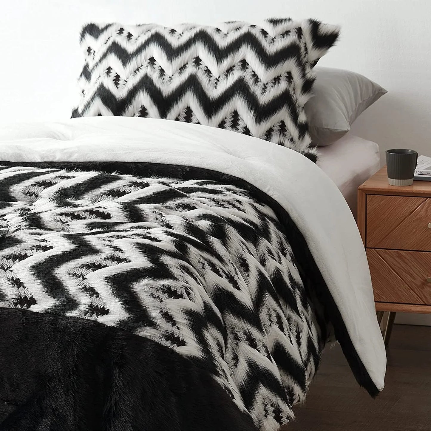 Fancy Meeting You Here - Coma Inducer? Oversized Comforter Set with White Reverse