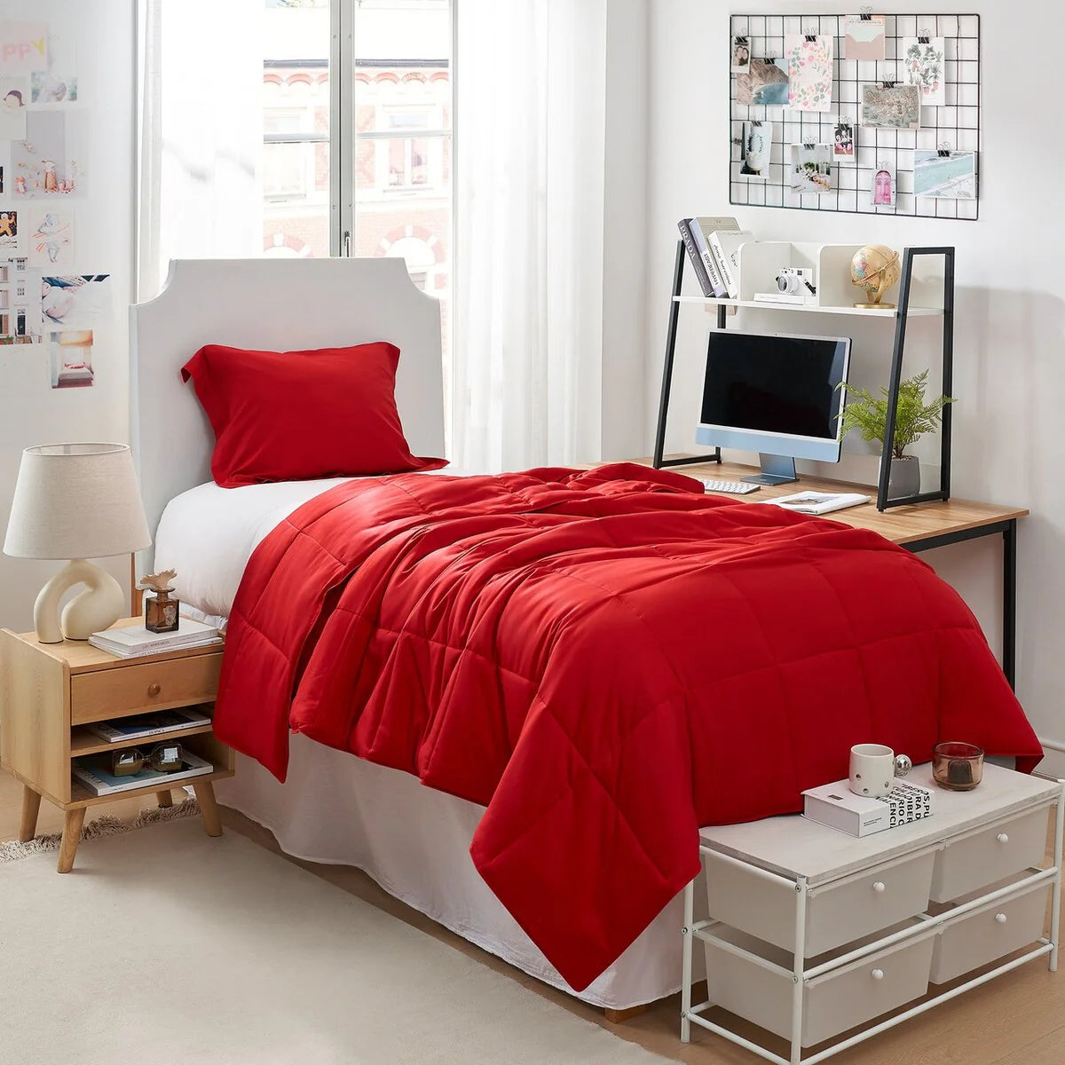 Menopleasing - Coma Inducer? Oversized Cooling Comforter Set - Barbados Cherry