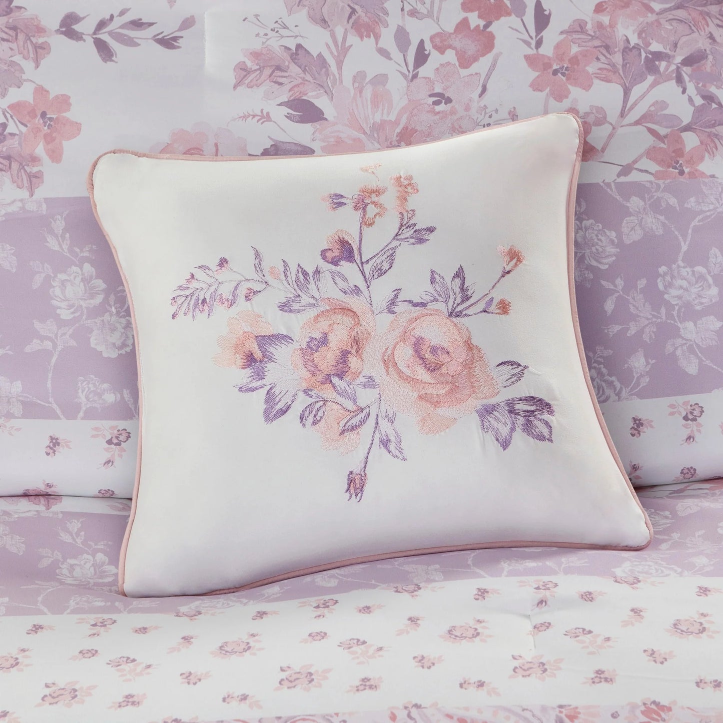 Intelligent Design Elodie Floral Paisley Comforter Set