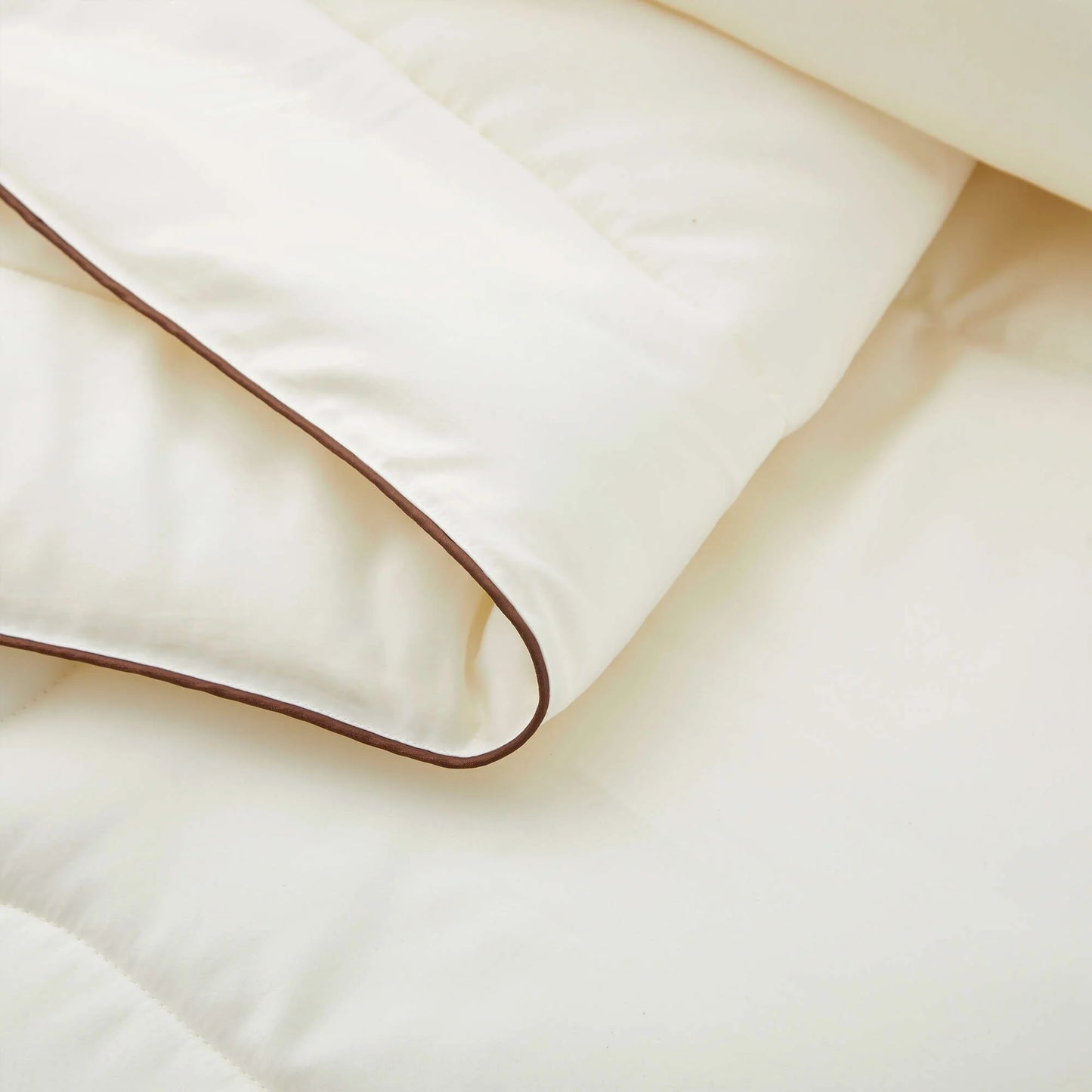 3 Piece Reversible Silky Luxury Soft Satin Comforter with 2 Satin Pillowcases