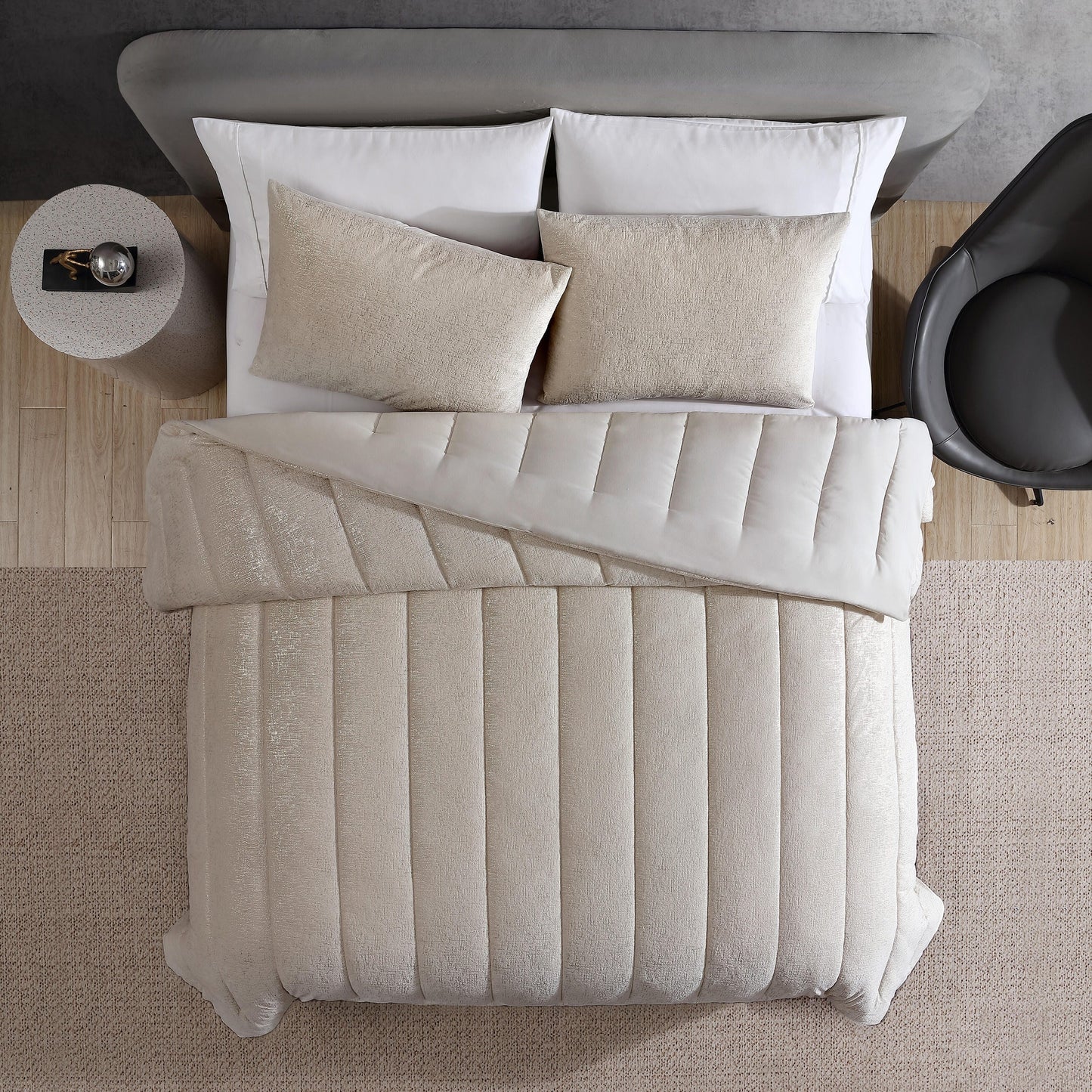 Kenneth Cole Banks Velvet Metallic Reversible Comforter Set