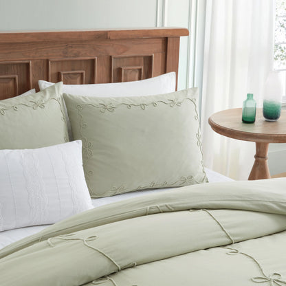 Peri Home Sasha Bows Comforter Set