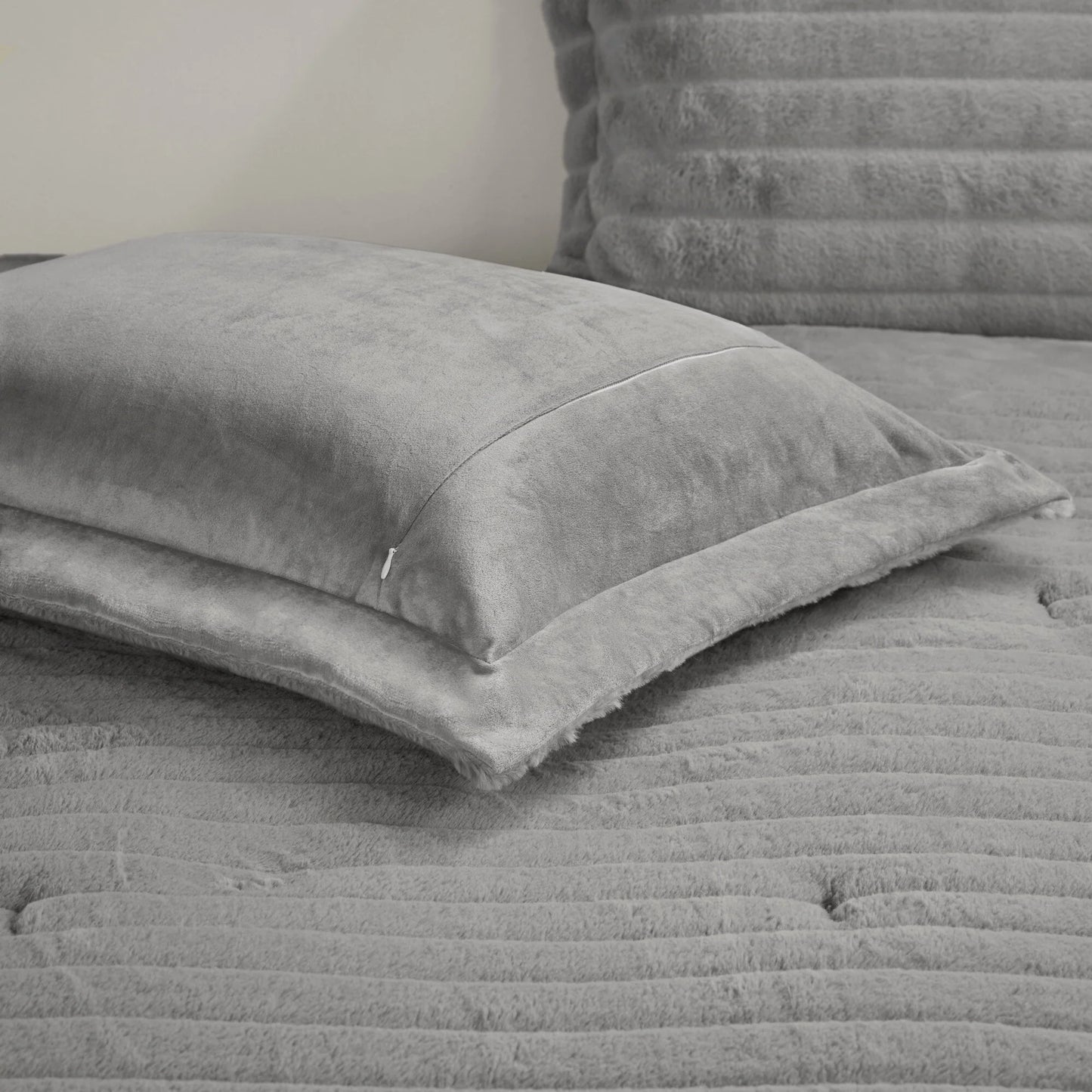 Madison Park Eve Faux Fur Comforter Set
