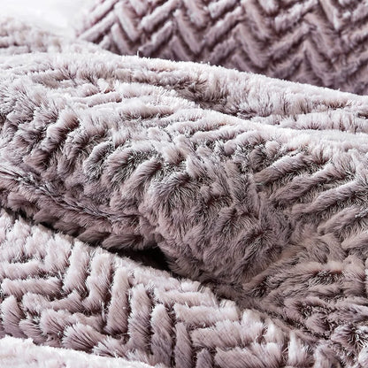 Cozy Peaks? - Coma Inducer? Oversized Comforter Set - Chevron Frosted Sierra