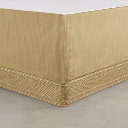 Aurelia Comforter Set