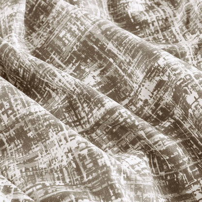 Chelsea Square Maca Modern Reversible Comforter Set