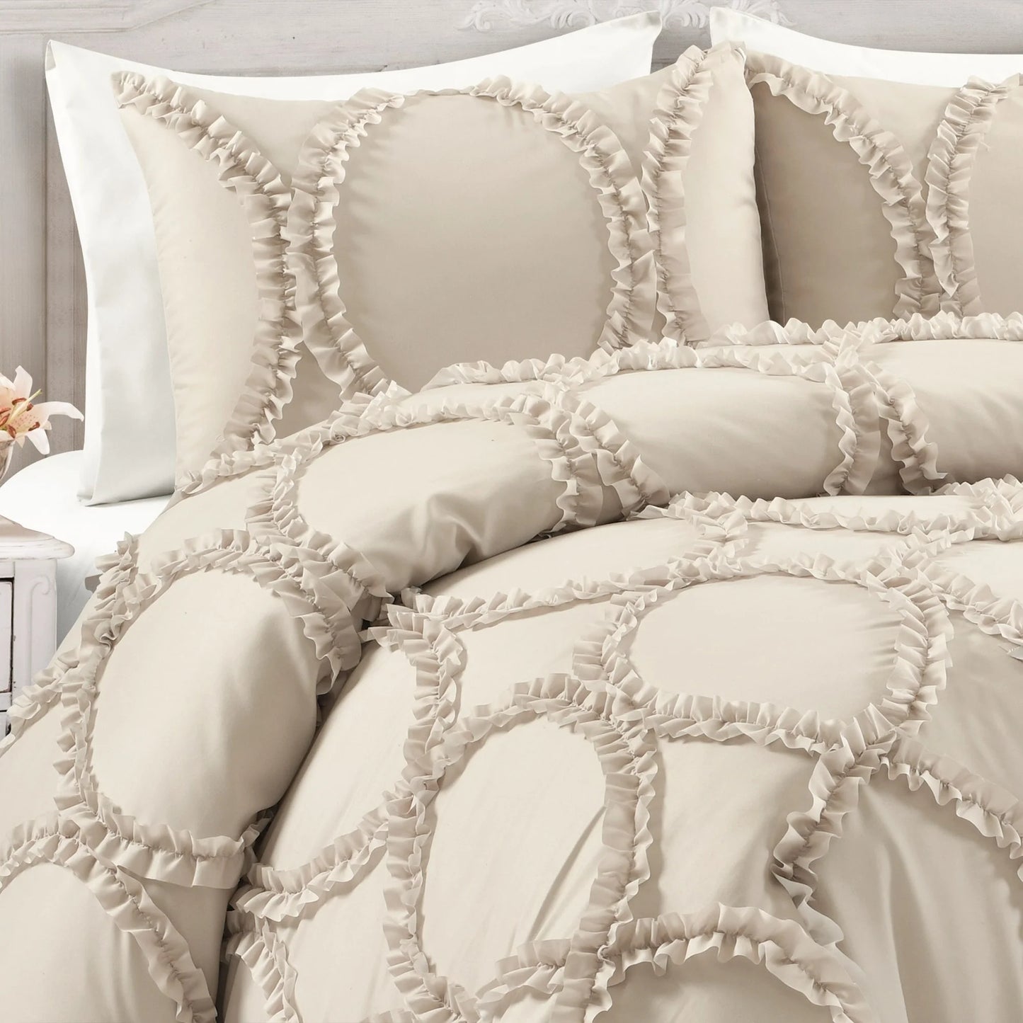 Lush Decor Avon Ruffled White 3-piece Comforter Set