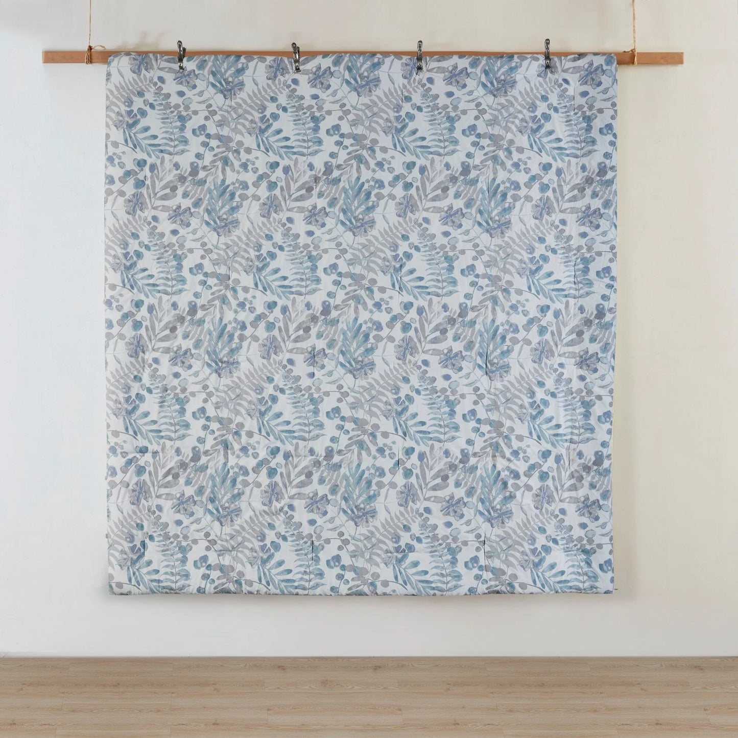 Madison Park Kairi 5 Piece Botanical Floral Seersucker Comforter Set